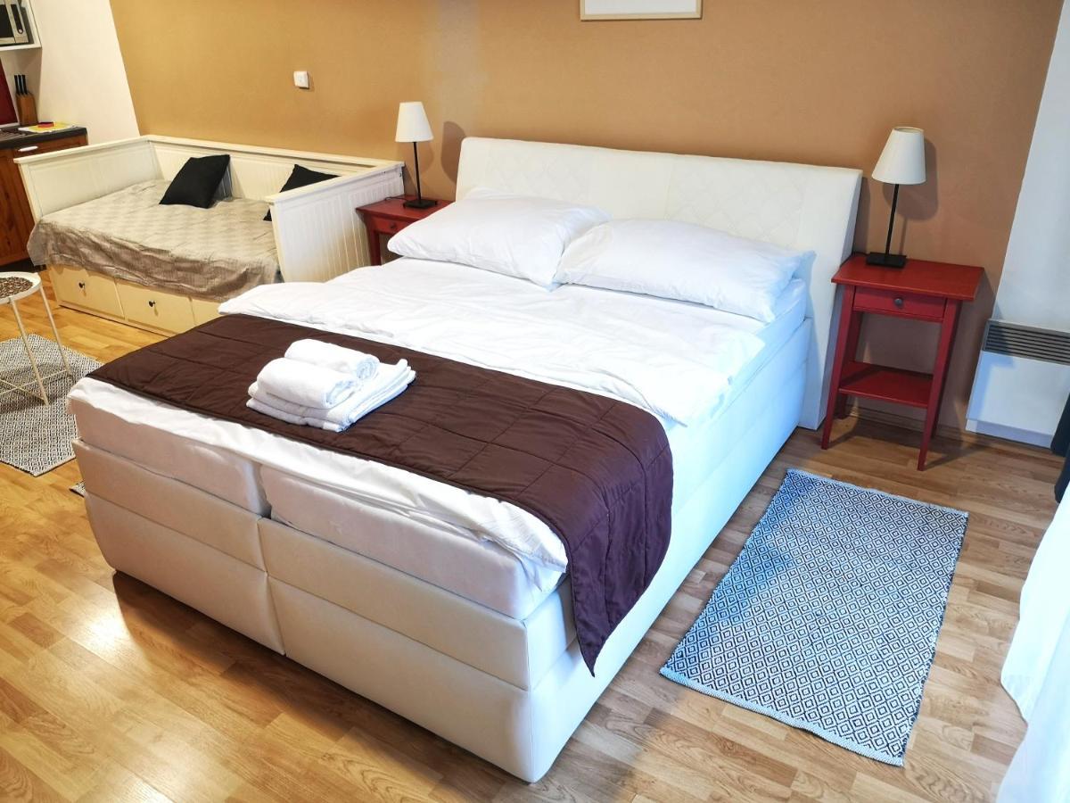 Apartmány Margo Sun Martinske Hole Exterior foto