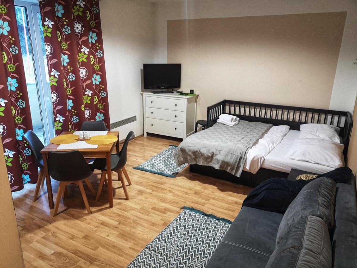 Apartmány Margo Sun Martinske Hole Exterior foto